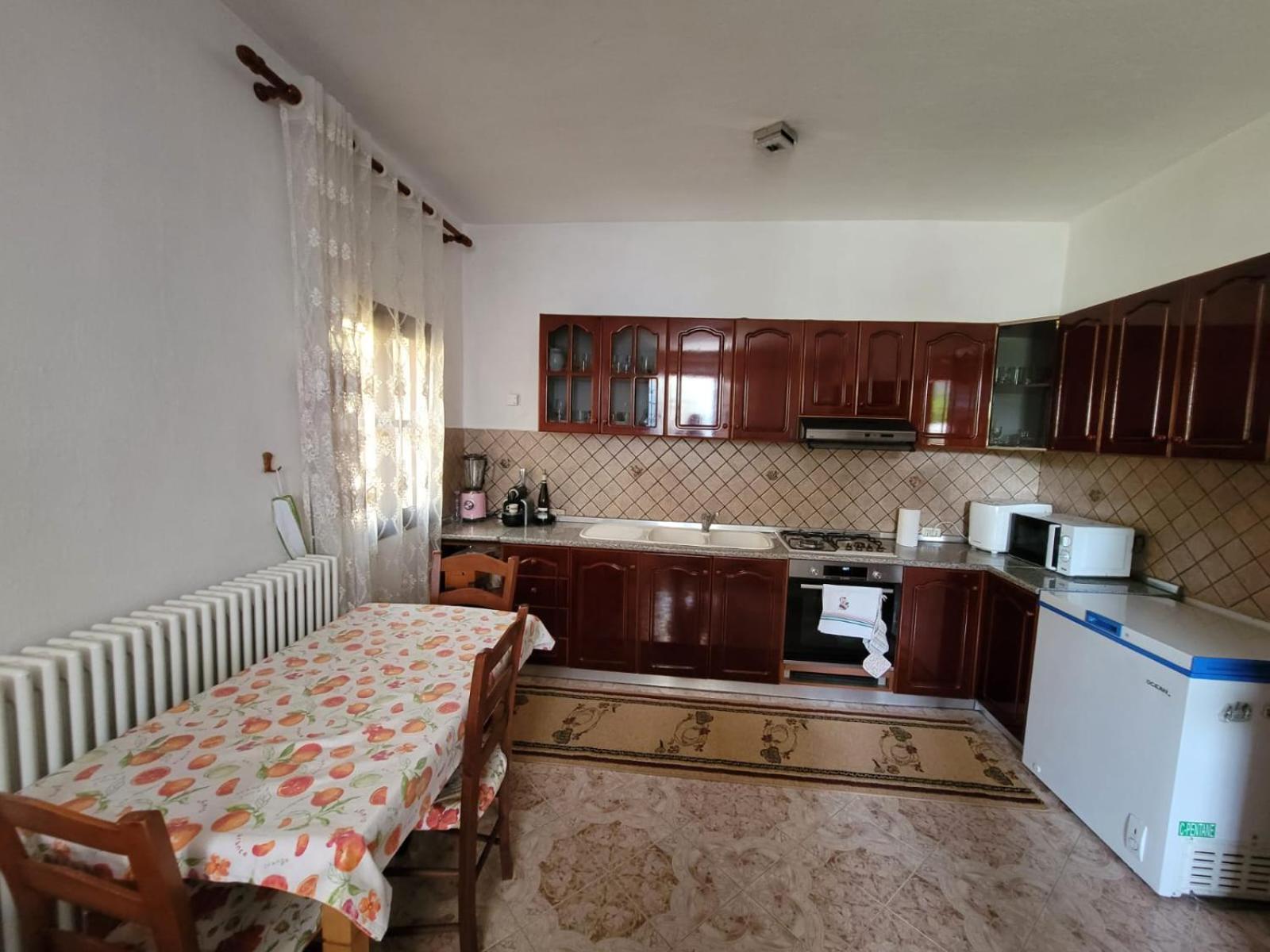 Private Room On A Shared Apartament Near Durres Beach Exterior foto