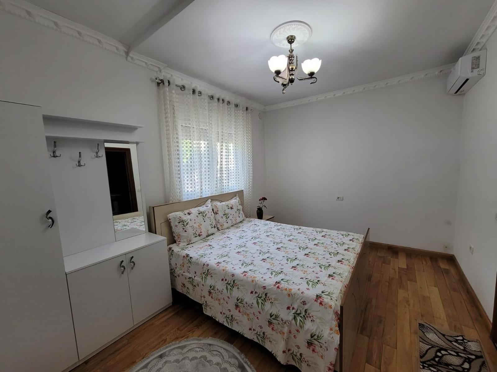 Private Room On A Shared Apartament Near Durres Beach Exterior foto