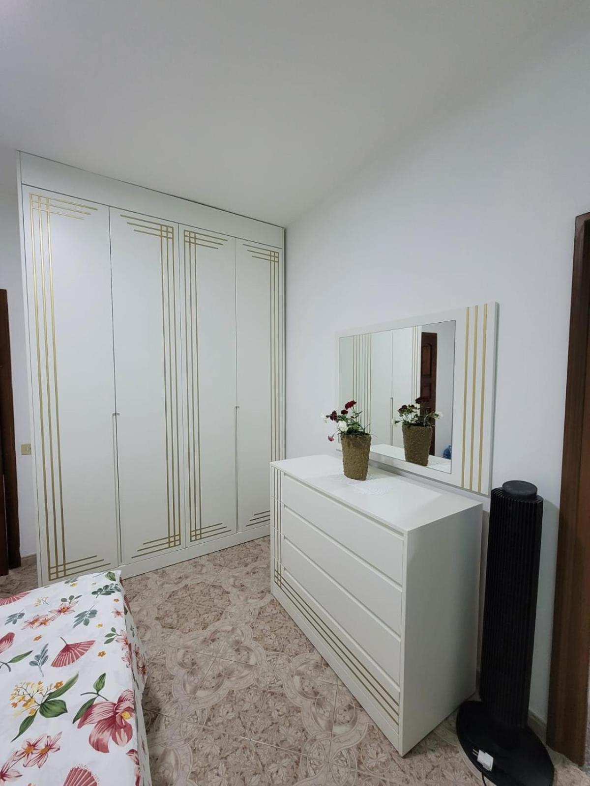 Private Room On A Shared Apartament Near Durres Beach Exterior foto