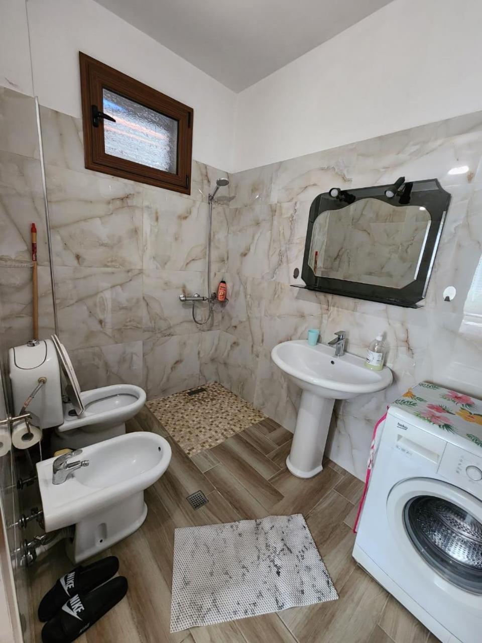 Private Room On A Shared Apartament Near Durres Beach Exterior foto